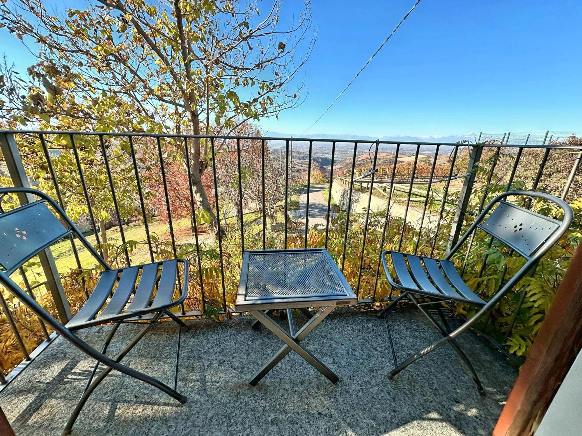 Agriturismo Cantine Bevione - Family Apartments Farigliano Экстерьер фото